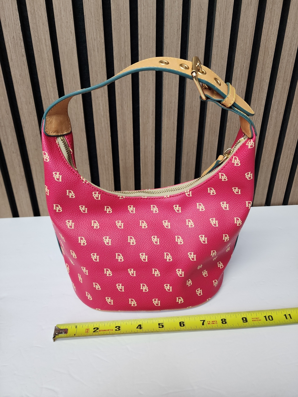 Vintage Dooney & Bourke Red Signature Monogram Hobo with Tan Strap Y2K - Picture 10 of 16
